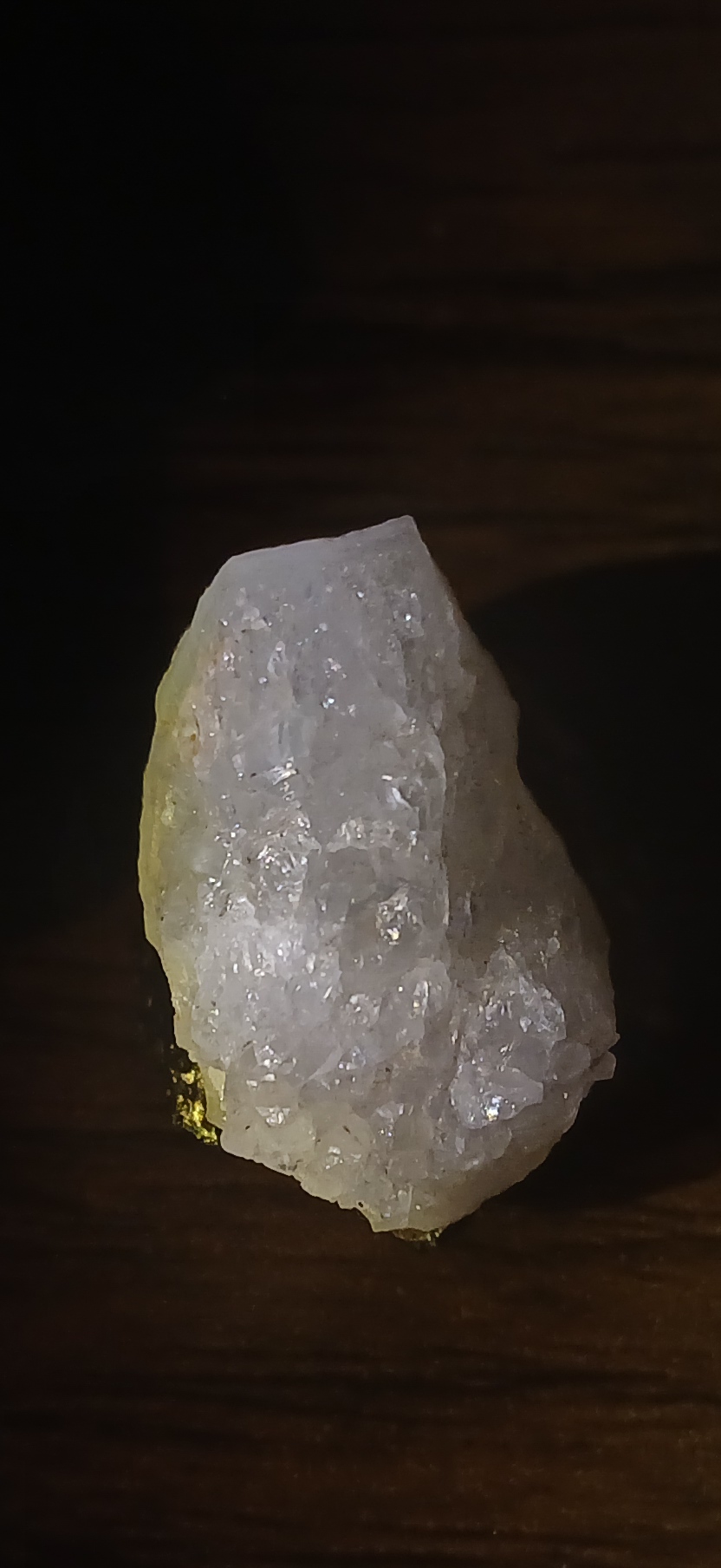 سنگ راف کوارتز سفید